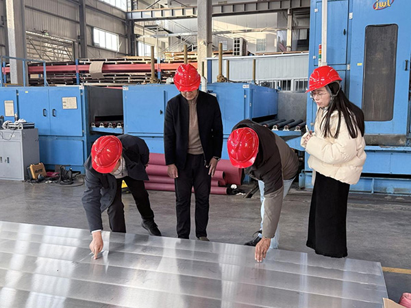 旺坤管业喜迎科威特战略客户莅临，共探钢板与无缝管生产基地